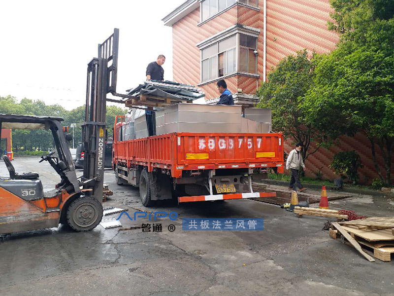 江陰環(huán)保設(shè)備配套工程第22批-共板法蘭風(fēng)管篇